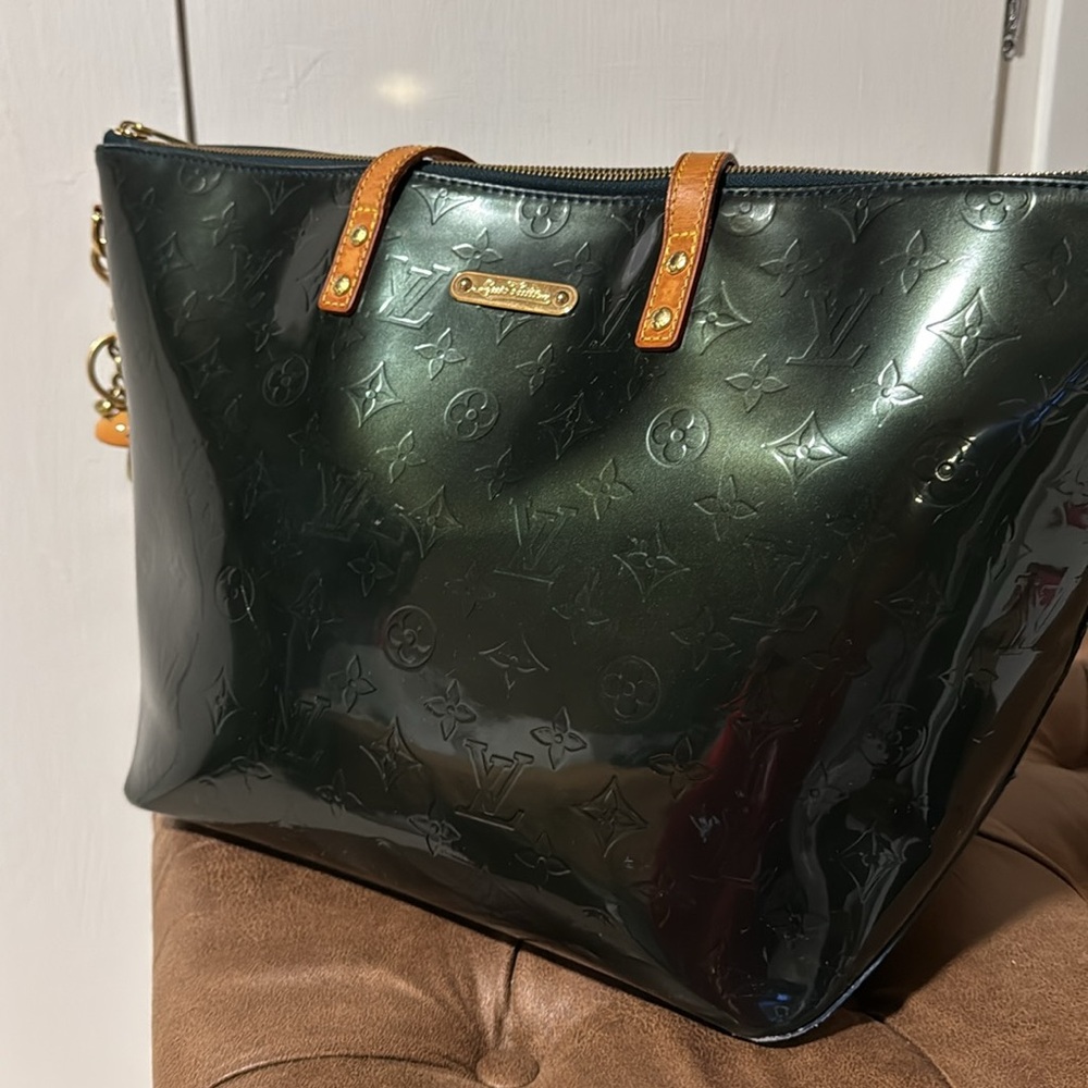 LOUIS VUITTON VERNIS BELLEVEU DARK GREEN BAG - Picture 13 of 14